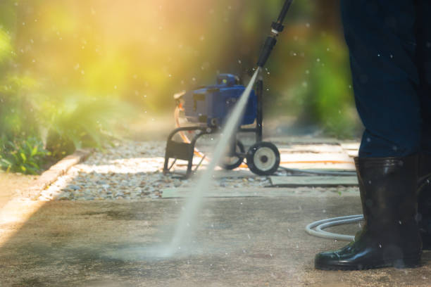 Professional Pressure Washing in Eagle Lake, FL